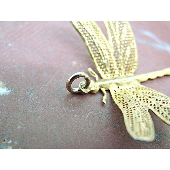 Vintage Dragonfly Fashion Pendant Delicate Lace Gold Tone 1.5 x1.5" - Picture 3 of 8
